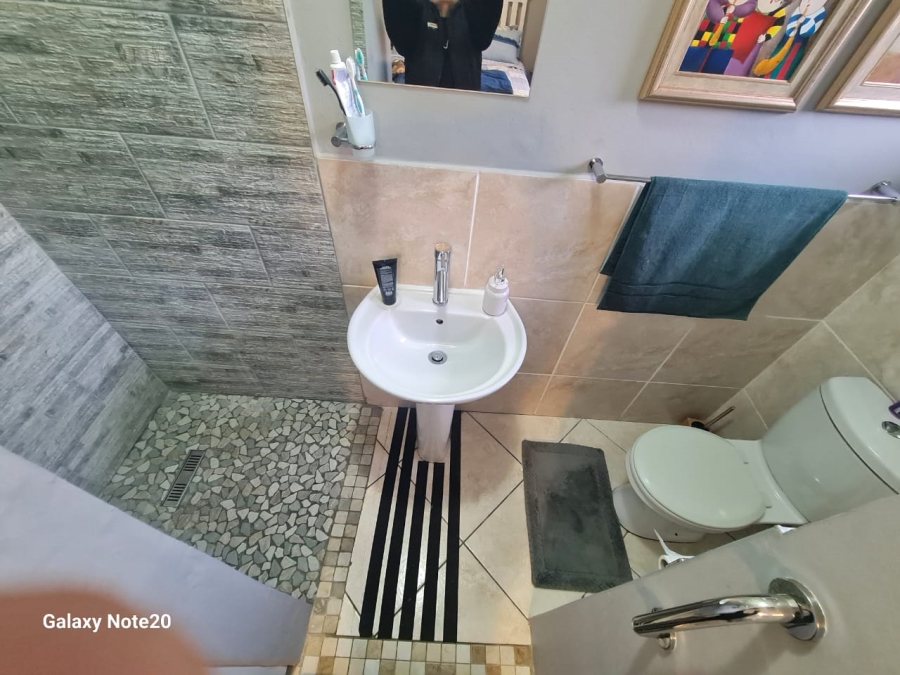 3 Bedroom Property for Sale in Paradise Beach Eastern Cape